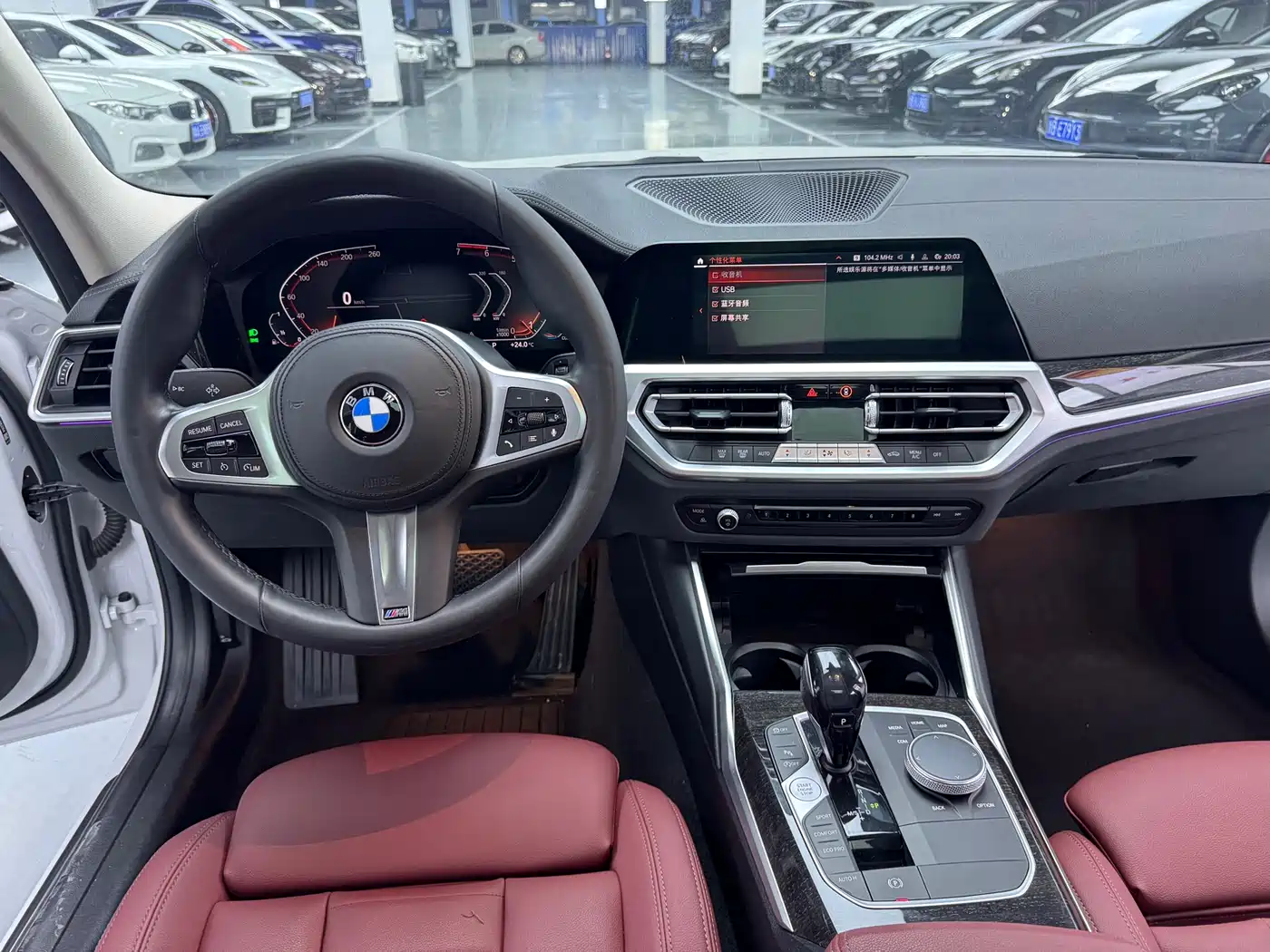 BMW 3 Series 2022 325Li M Sport Package фото 9
