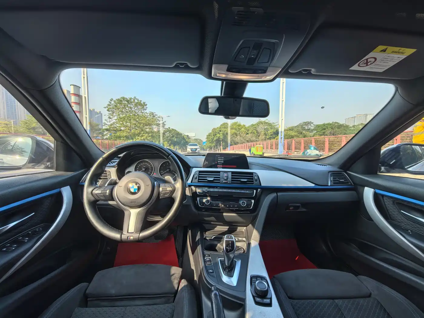 BMW 3 Series 2018 320i M Sport Package фото 8