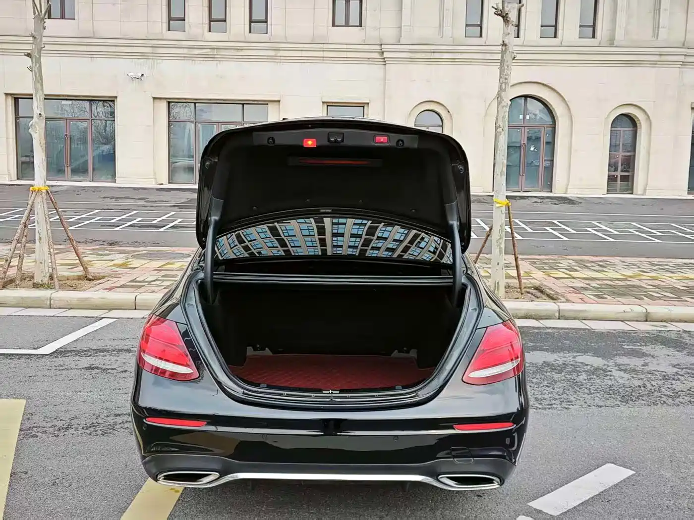 Mercedes-Benz E-Class 2016 E 300 L Sport Luxury фото 14