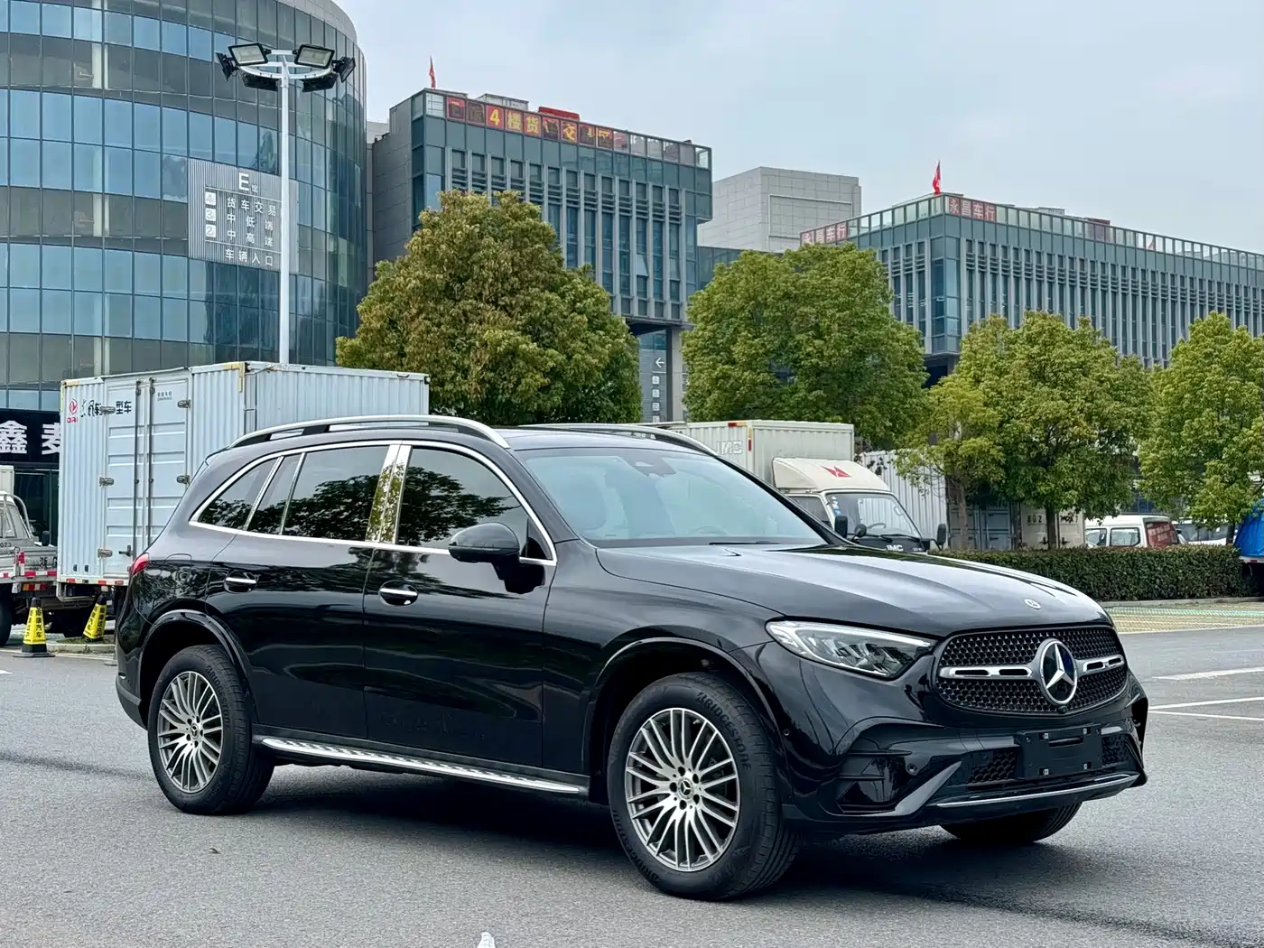 Mercedes-Benz GLC 2024 GLC 300 L 4MATIC Dynamic 7-seater фото 3