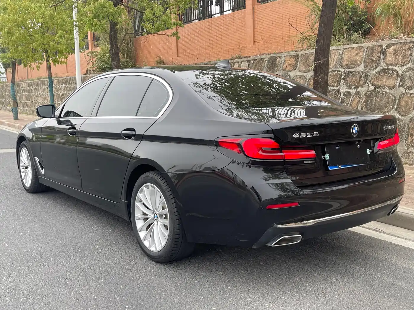 BMW 5 Series 2021 525Li Luxury Package фото 7
