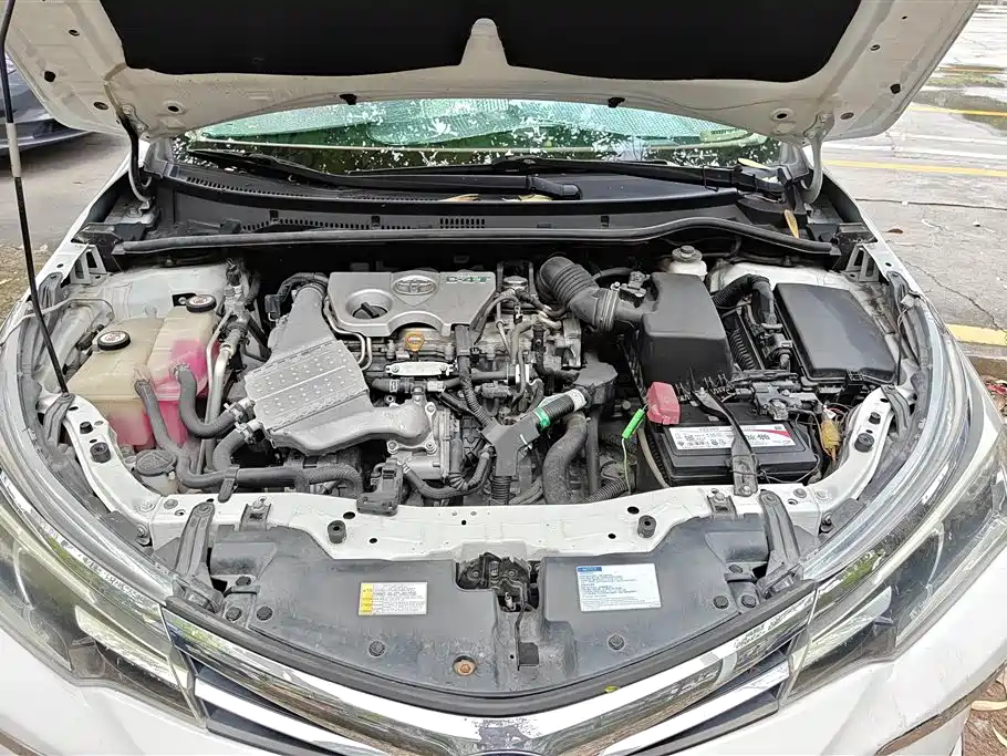 Toyota Corolla 2017 Facelift 1.2T S-CVT GL фото 10