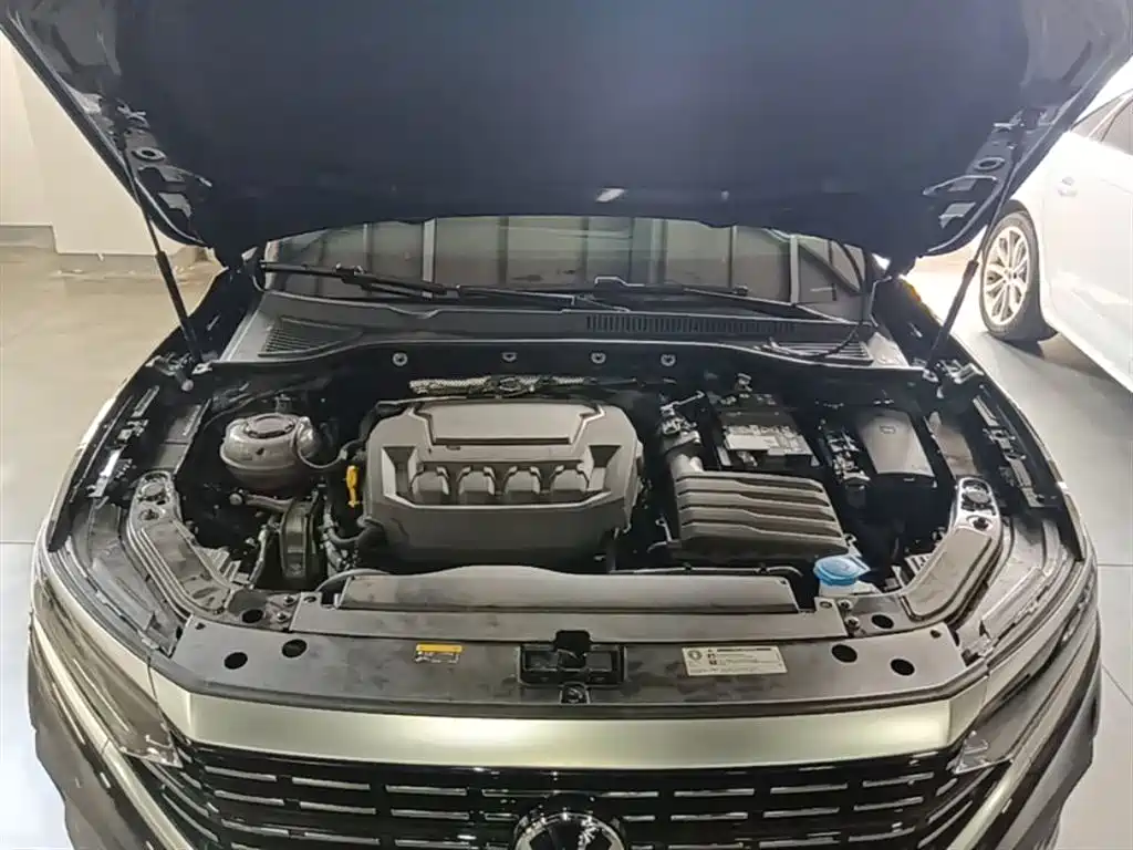 Volkswagen Passat 2026 Outstanding Edition 330TSI Elite Version фото 20