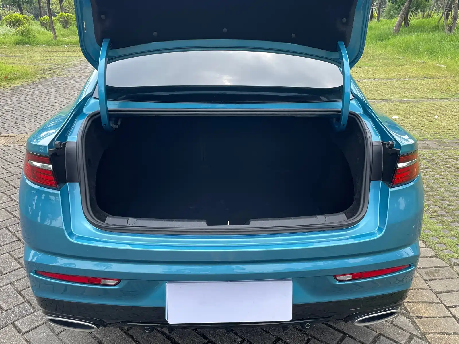 Фото 17 - Geely Preface