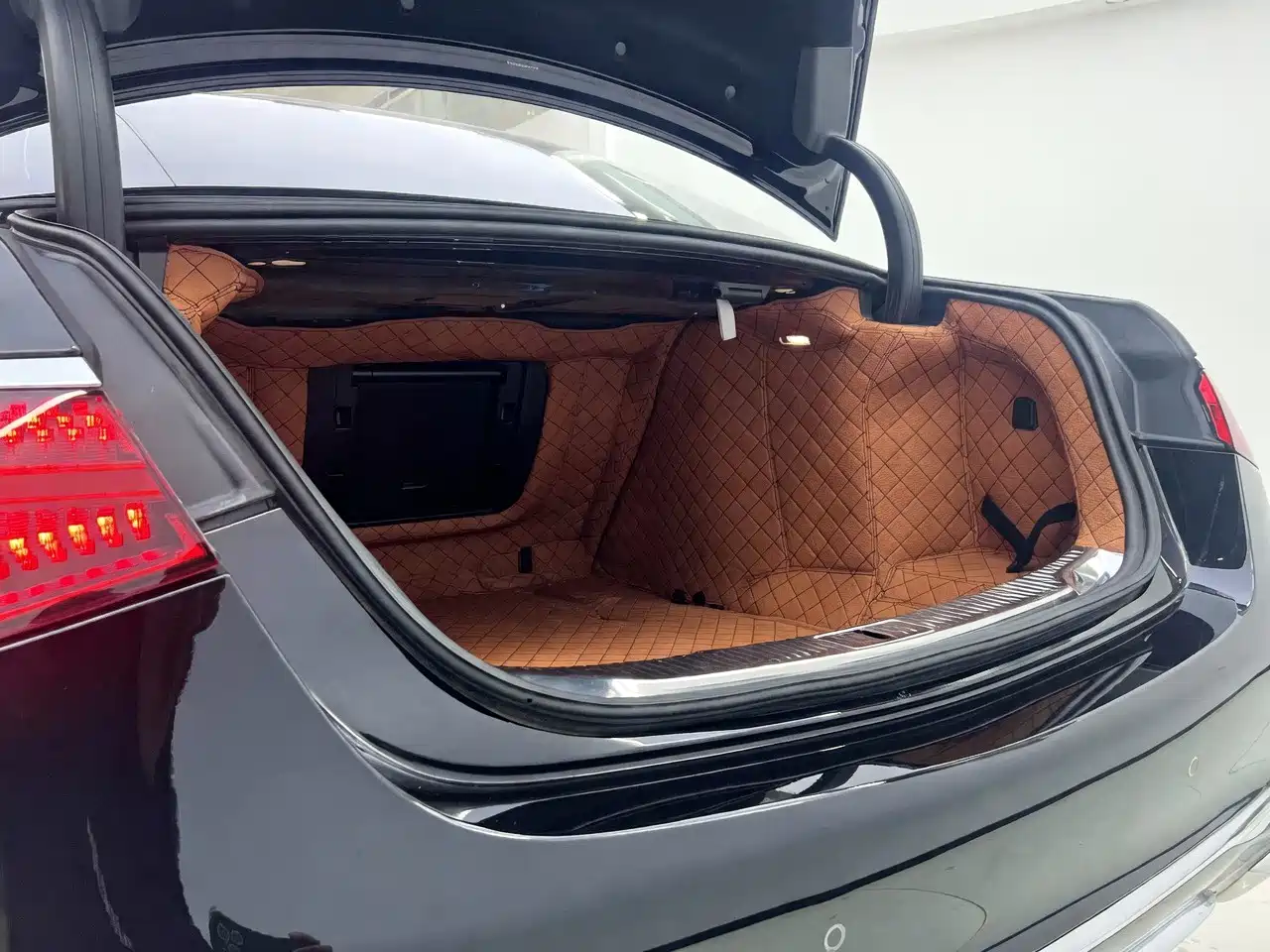 Mercedes-Benz Maybach S-Class 2024 Facelift S 480 4MATIC фото 8