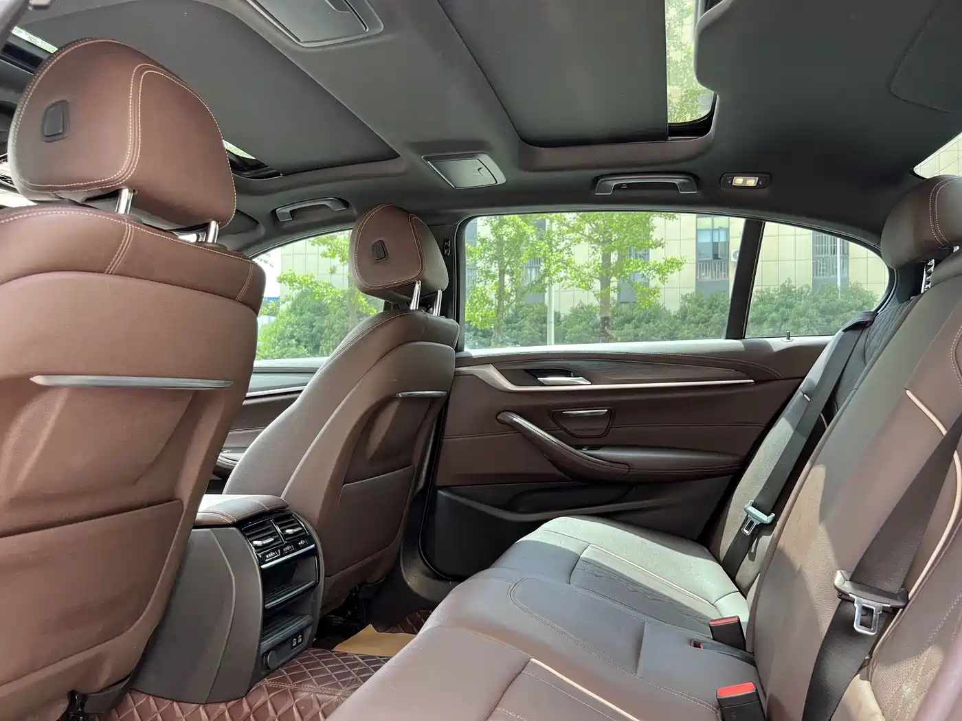 BMW 5 Series 2021 530Li Leading M Sport Package фото 6