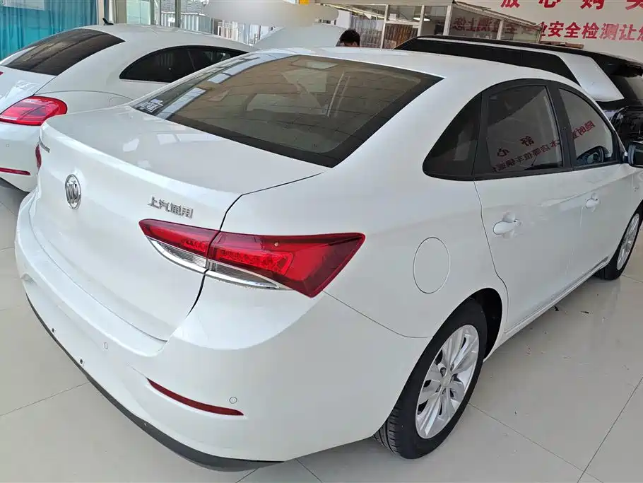 Buick Excelle 2021 Exemplar 1.5L Auto Elite фото 3