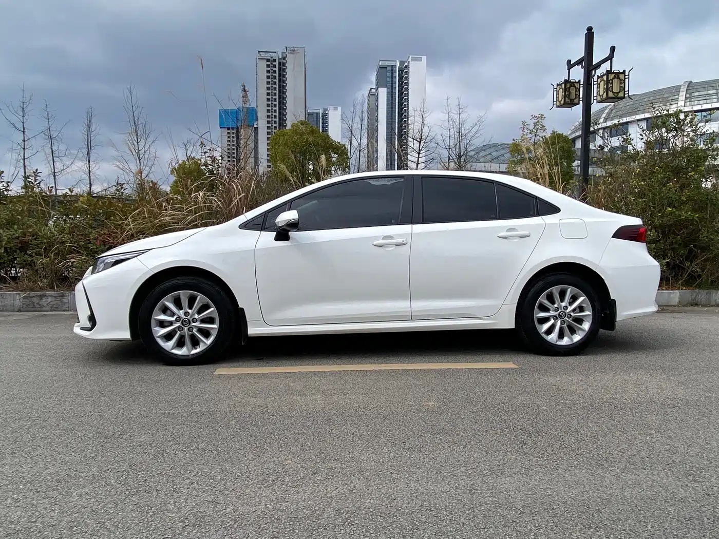 Toyota Corolla 2021 1.2T S-CVT Elite PLUS Edition фото 7