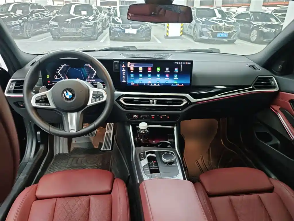 BMW 3 Series 2024 325i M Sport Shadowline Package фото 10