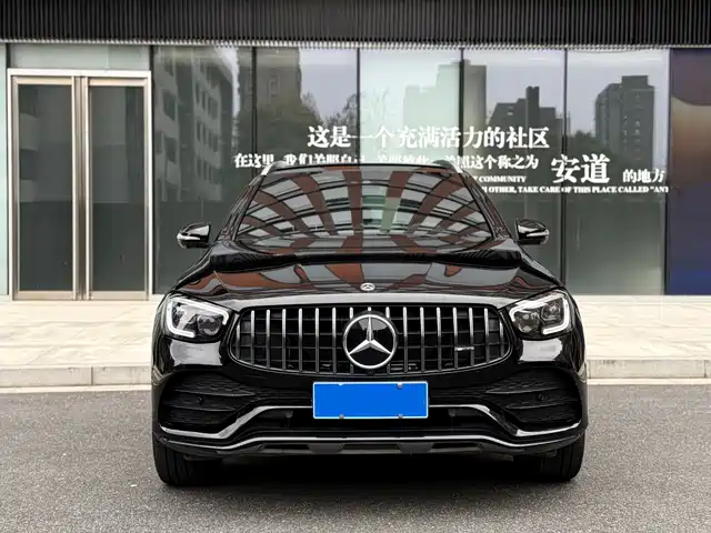 MERCEDES-BENZ GLC AMG