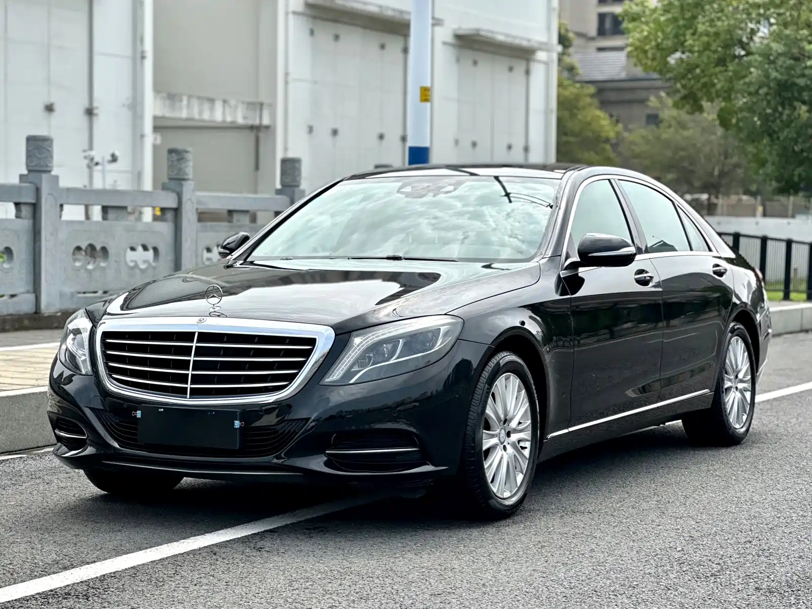Фото 14 - Mercedes-Benz S-Class