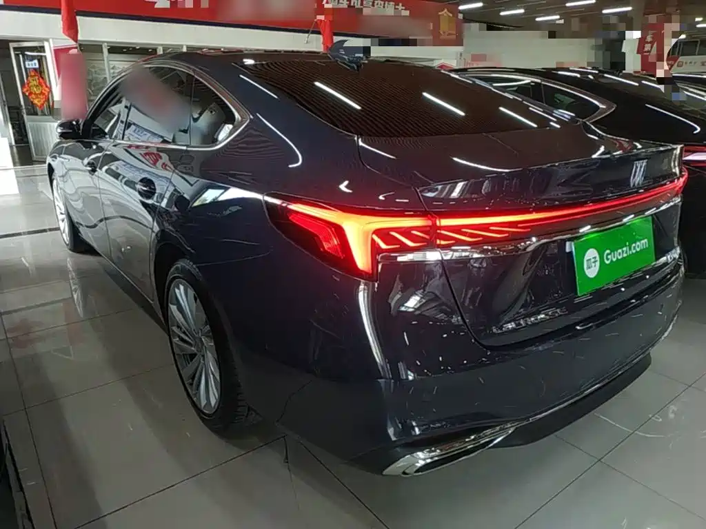 Photo 23 - Buick LaCrosse