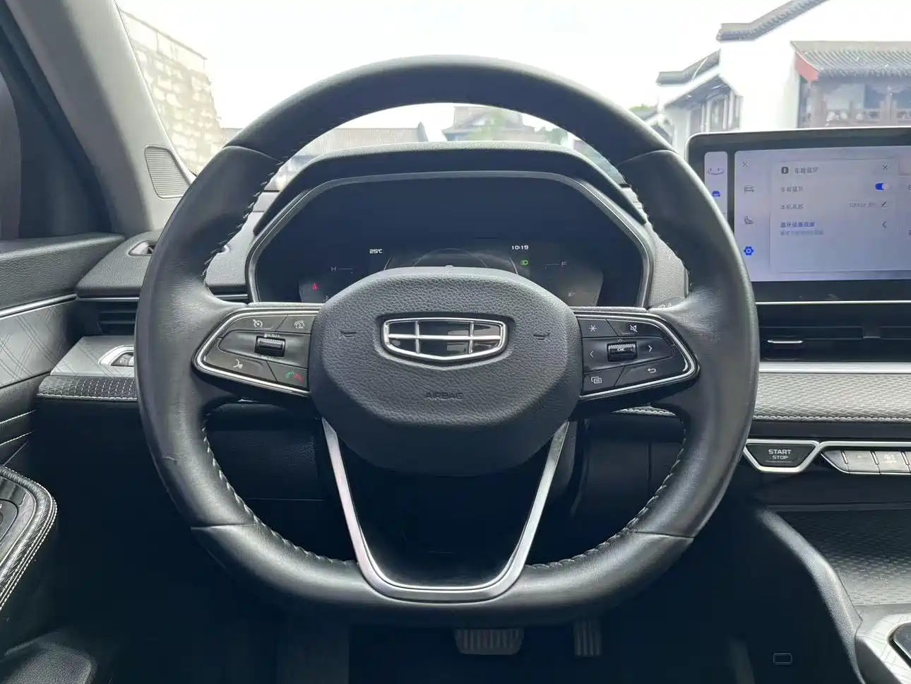 Фото 13 - Geely Preface