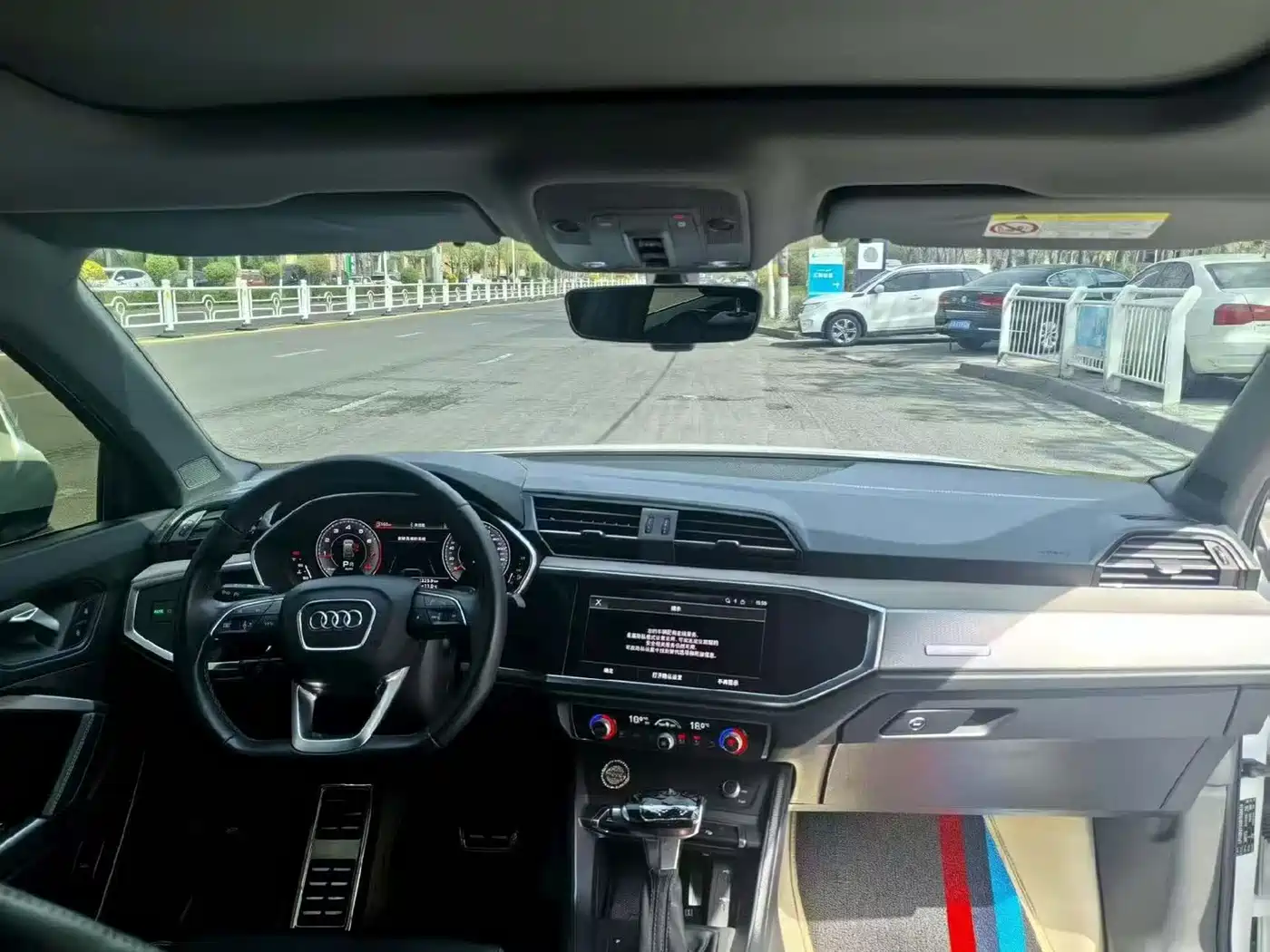 Audi Q3 2024 40 TFSI Fashion Sport фото 4