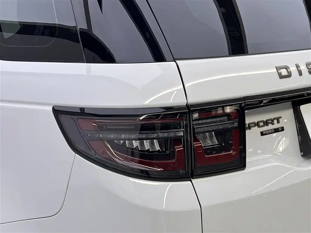 Land Rover Discovery Sport 2020 249PS R-Dynamic Performance фото 10