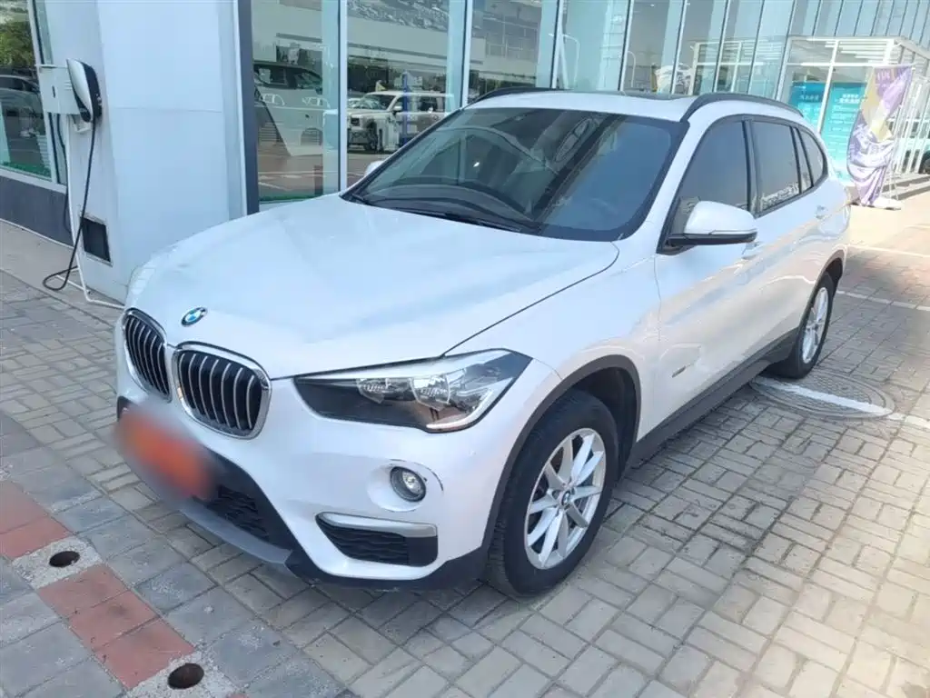 BMW X1 2016 sDrive18Li Fashion Model