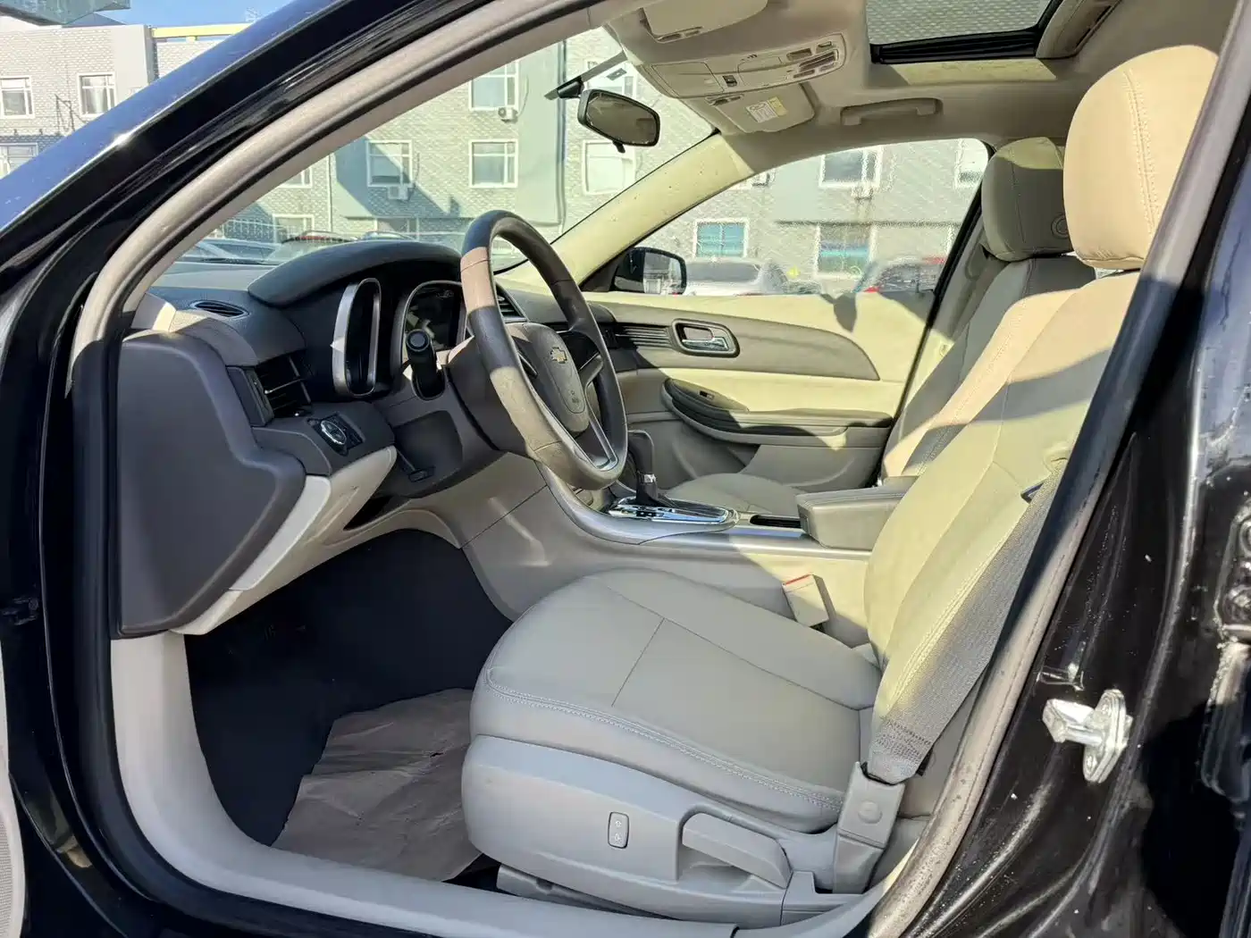 Chevrolet Malibu 2012 2.0L Automatic Comfort Edition фото 7