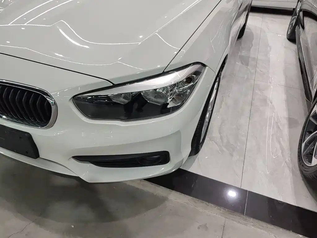 BMW 1 Series (Import) 2019 2018 118i Leading