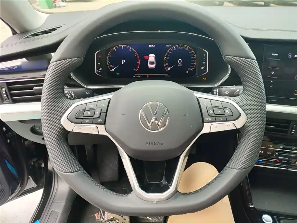Volkswagen Passat 2026 Outstanding Edition 380TSI Starlight Dragon Soaring Version фото 11