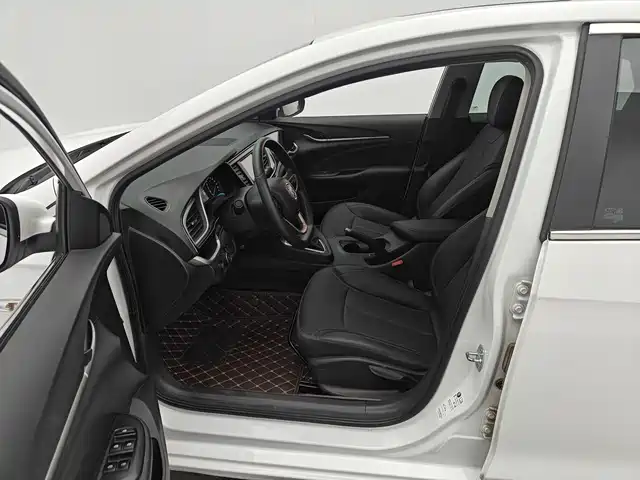 Buick Excelle 2021 Exemplar 1.5L Auto Progressive фото 12