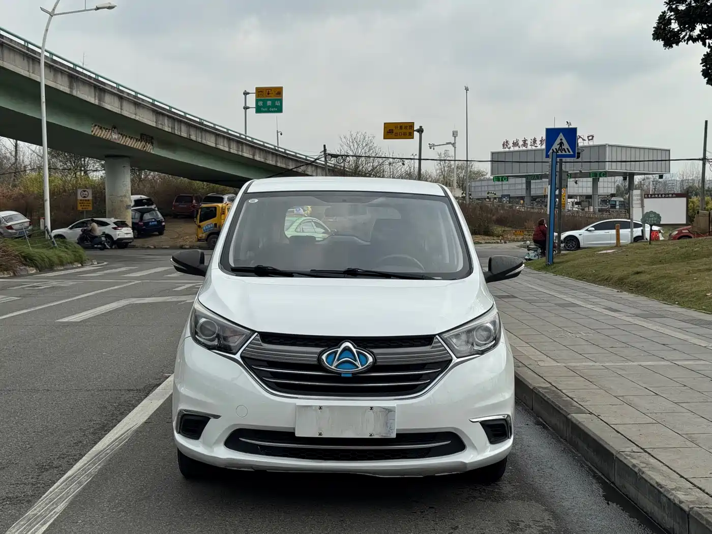 CHANGAN CHANGAN AUCHAN A600EV