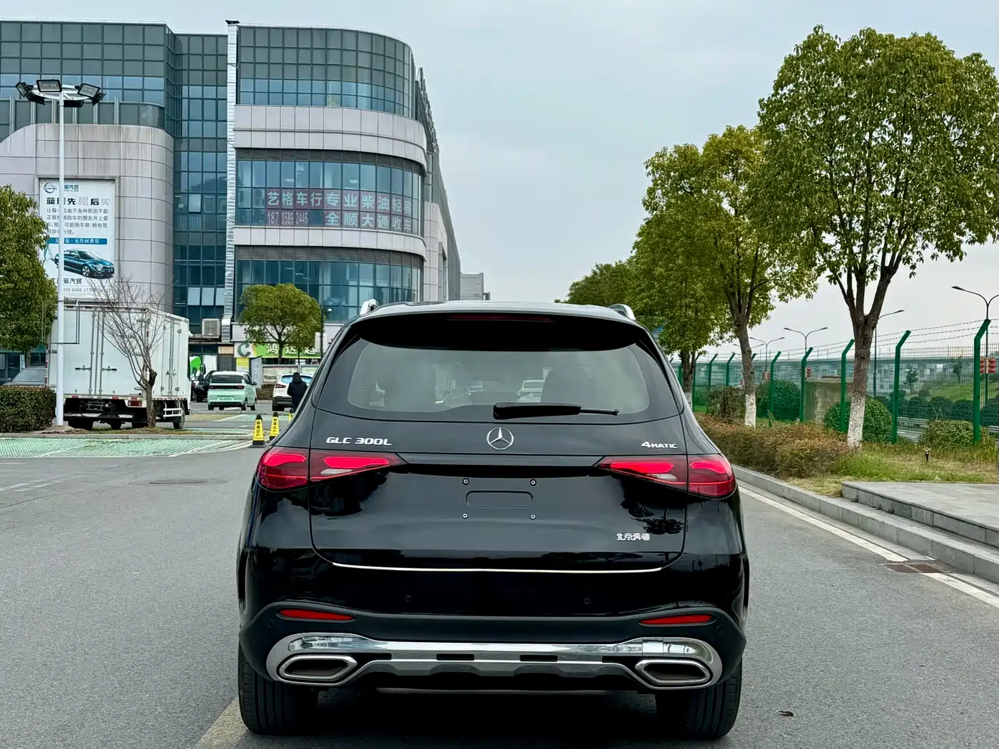 Mercedes-Benz GLC 2024 GLC 300 L 4MATIC Dynamic 7-seater фото 12