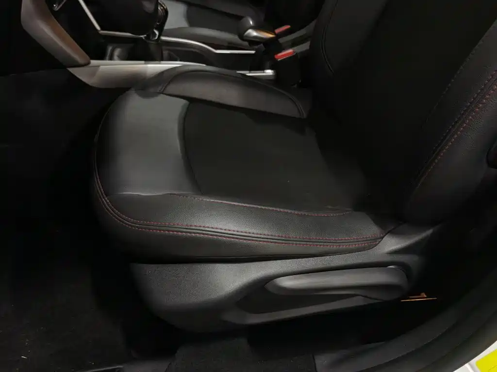 Citroën C3-XR 2016 2015 1.6L Manual Pioneer