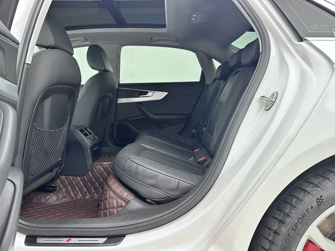Audi A4L 2019 45 TFSI quattro Personality Sport (China VI) фото 7