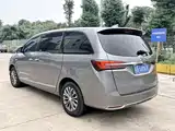 Фото 3 - Buick GL8