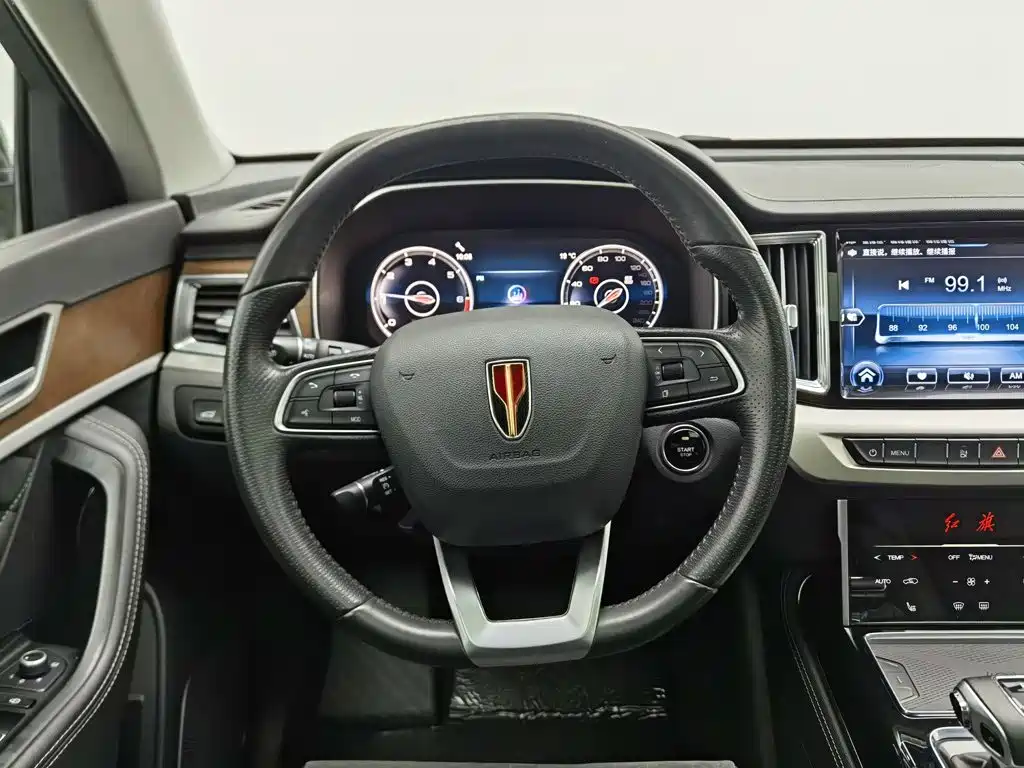 Фото 11 - Hongqi HS7