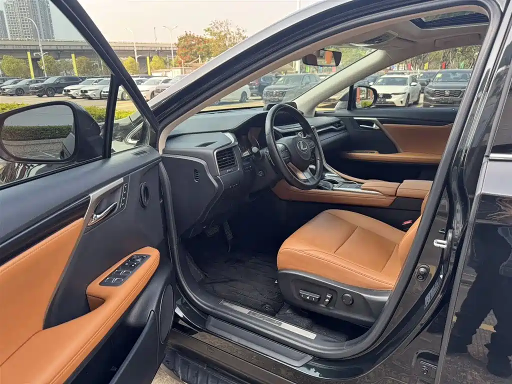 LEXUS RX