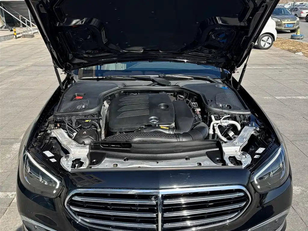 Mercedes-Benz E-Class 2021 E 300 L Fashion фото 8