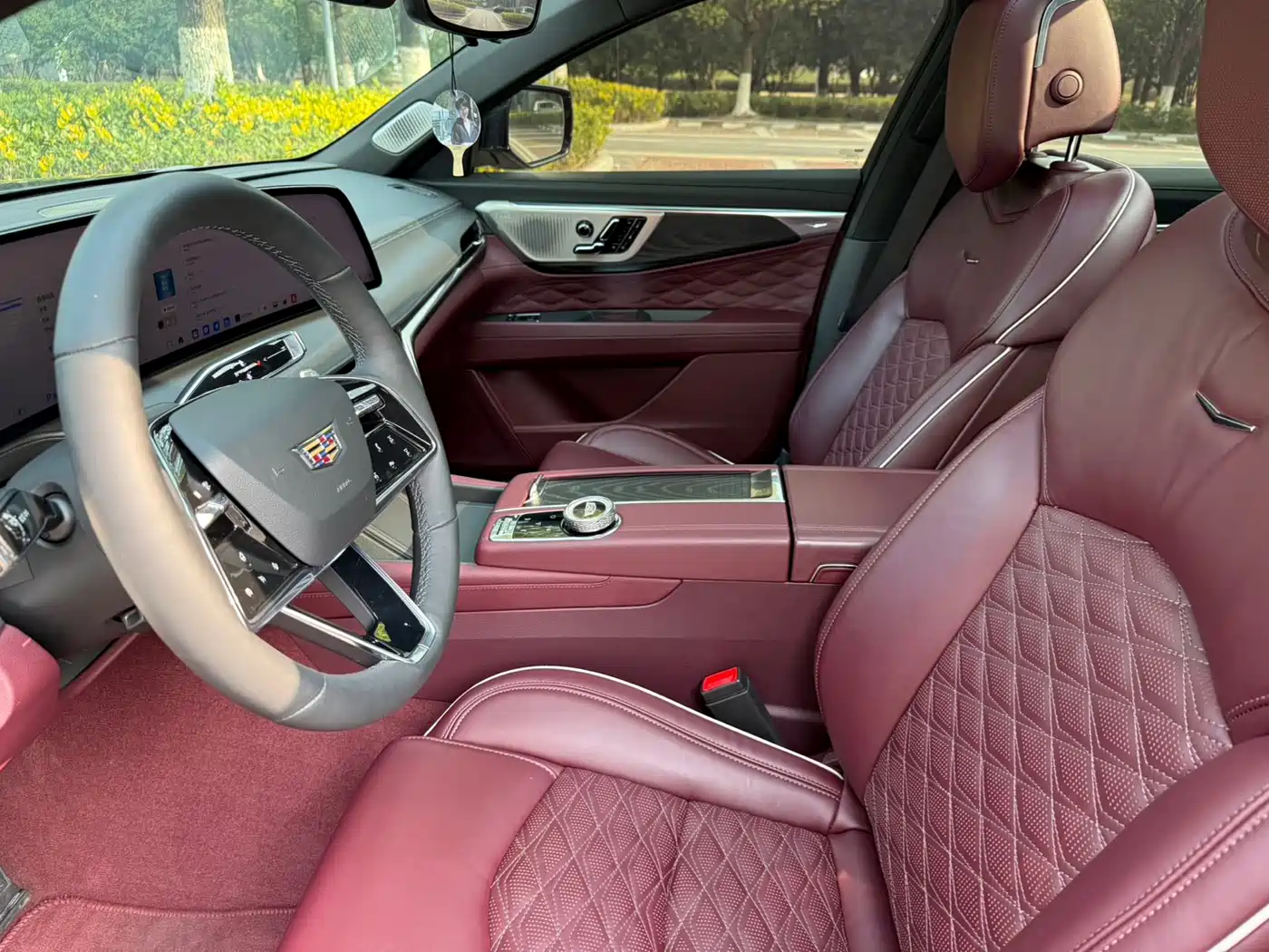 Cadillac CT6 2023 28T Platinum Model фото 16