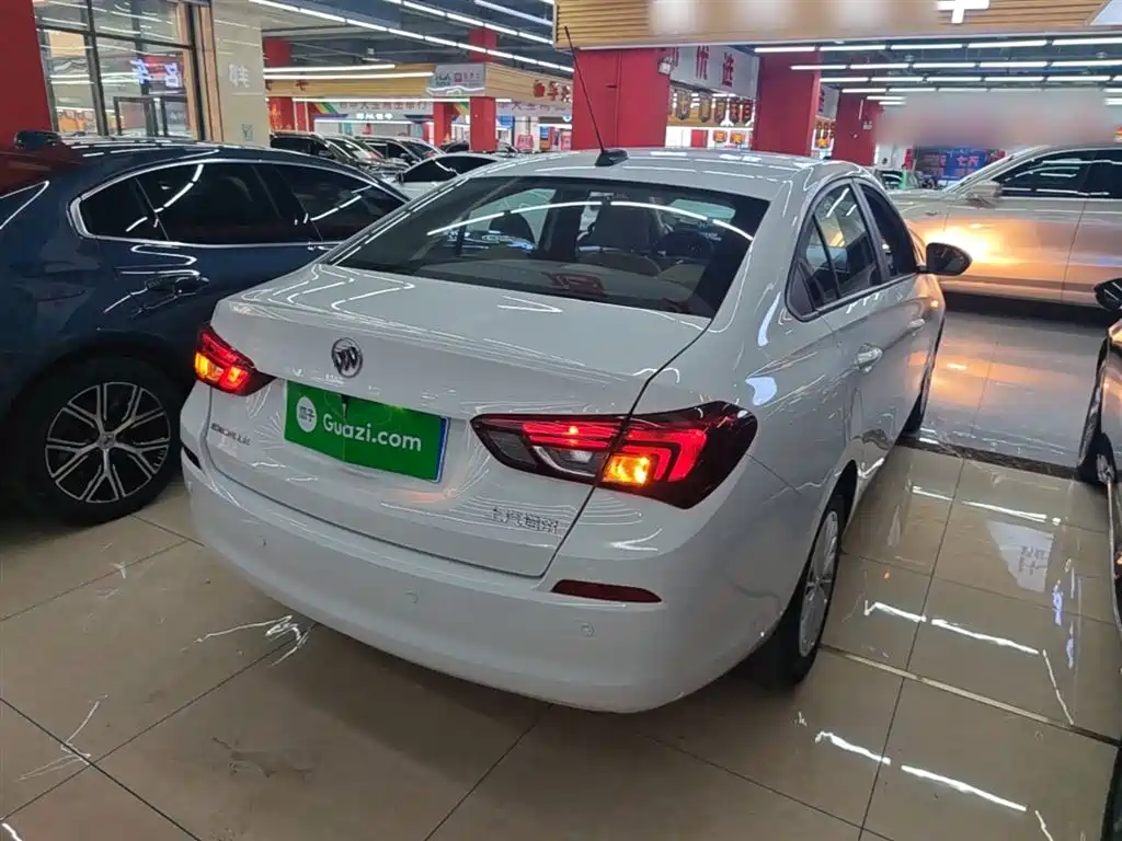 Buick Excelle 2020 15N CVT Elite фото 7