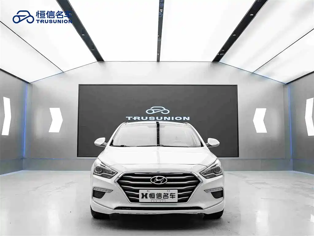 HYUNDAI NAME PICTURE