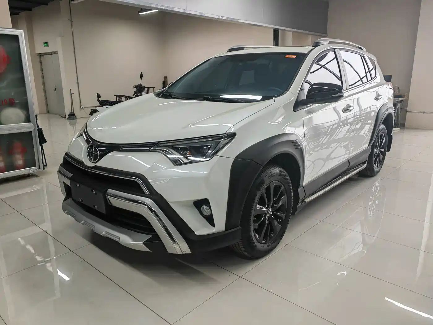 Toyota RAV4 Rongfang 2019 2.0L CVT 2WD Style X Limited Edition China VI