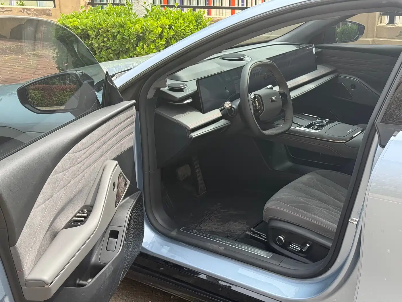 GEELY GALAXY GALAXY E8