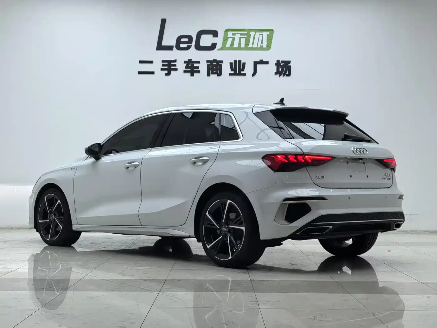 Audi A3 2024 Model Sportback 35 TFSI Fashion Sport фото 7