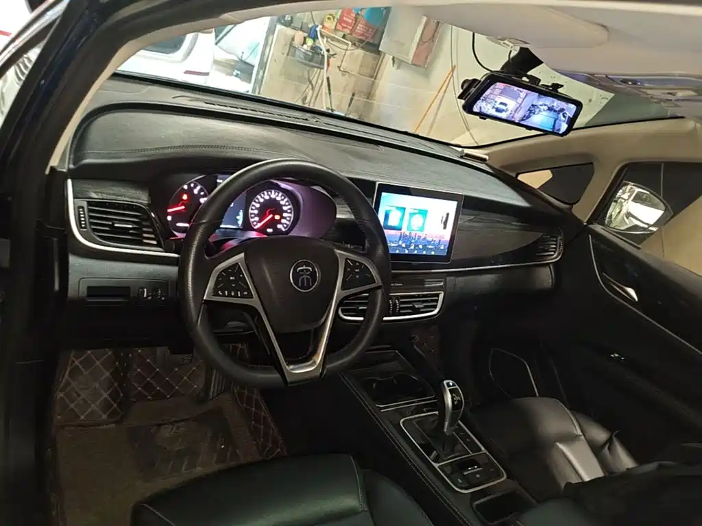 Фото 10 - BYD Song MAX