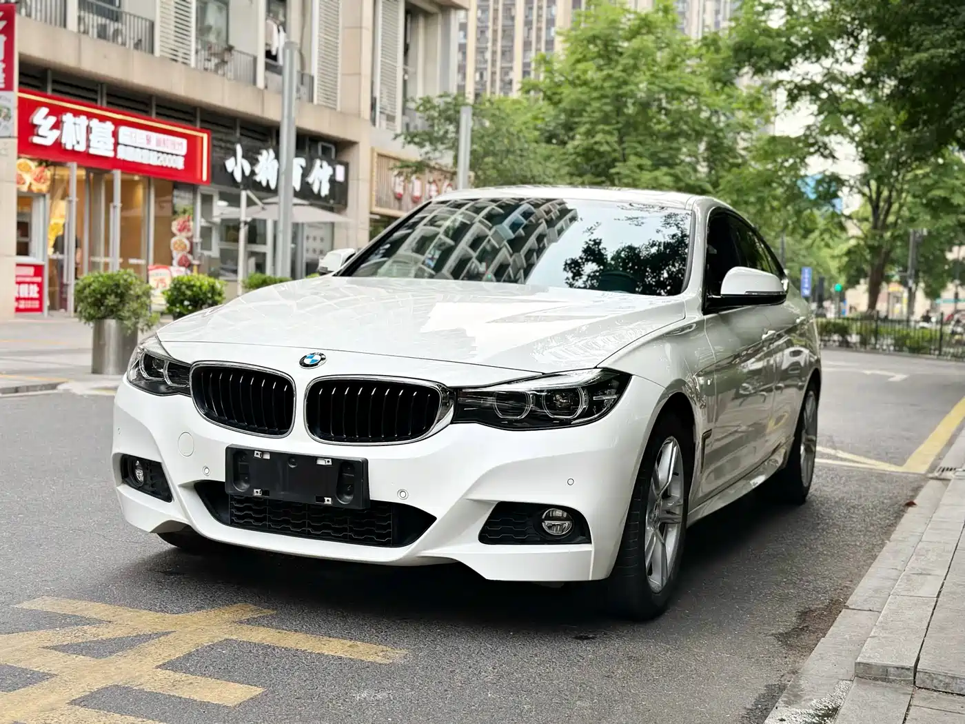BMW 3 Series GT 2020 320i M Sport Package