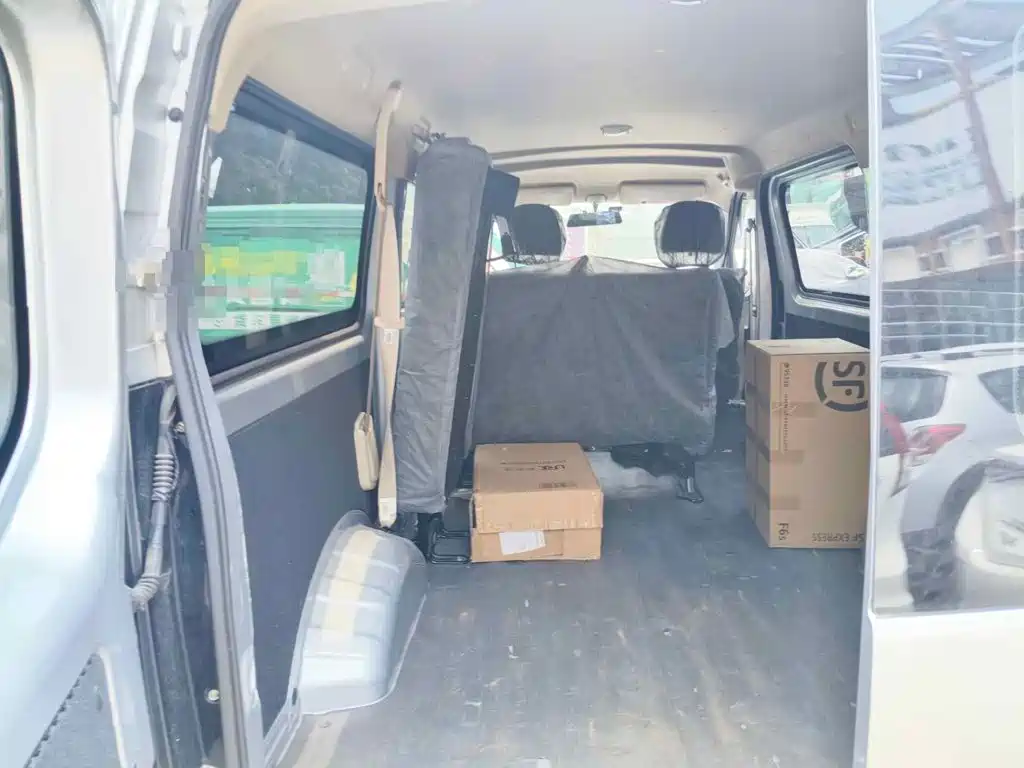 Changan Kaicheng Changan Ruixing EM80 2025 2024 Split-door Comfort 6 Seats 41.86kWh