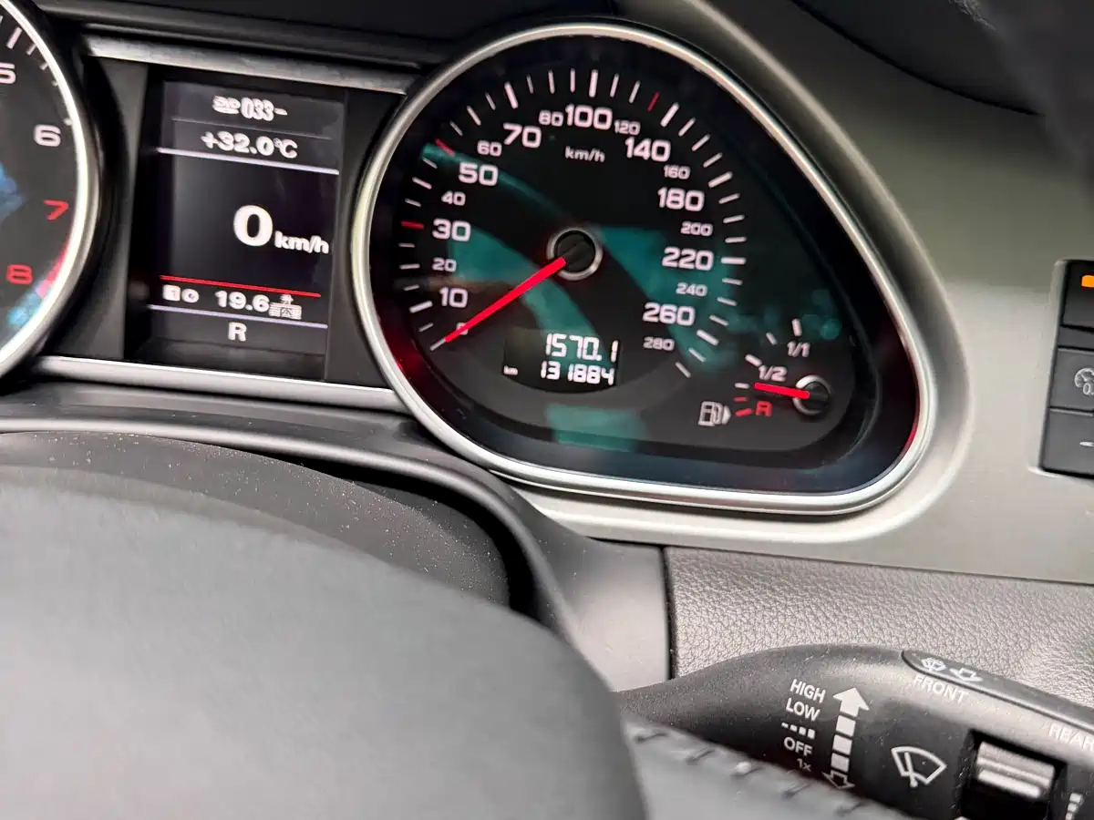 Audi Q7 2014 40 TFSI Off-road фото 17