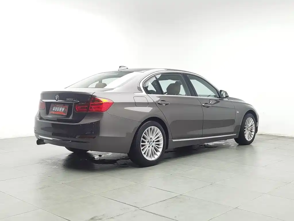 Фото 2 - BMW 3 Series