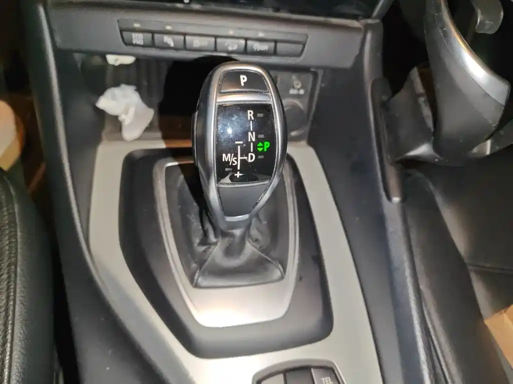 BMW X1 2015 xDrive20i Fashion фото 11