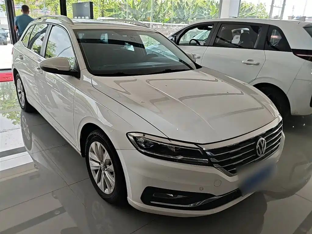 Volkswagen Lavida 2018 Hatchback 280TSI DSG Comfort Edition China V фото 4