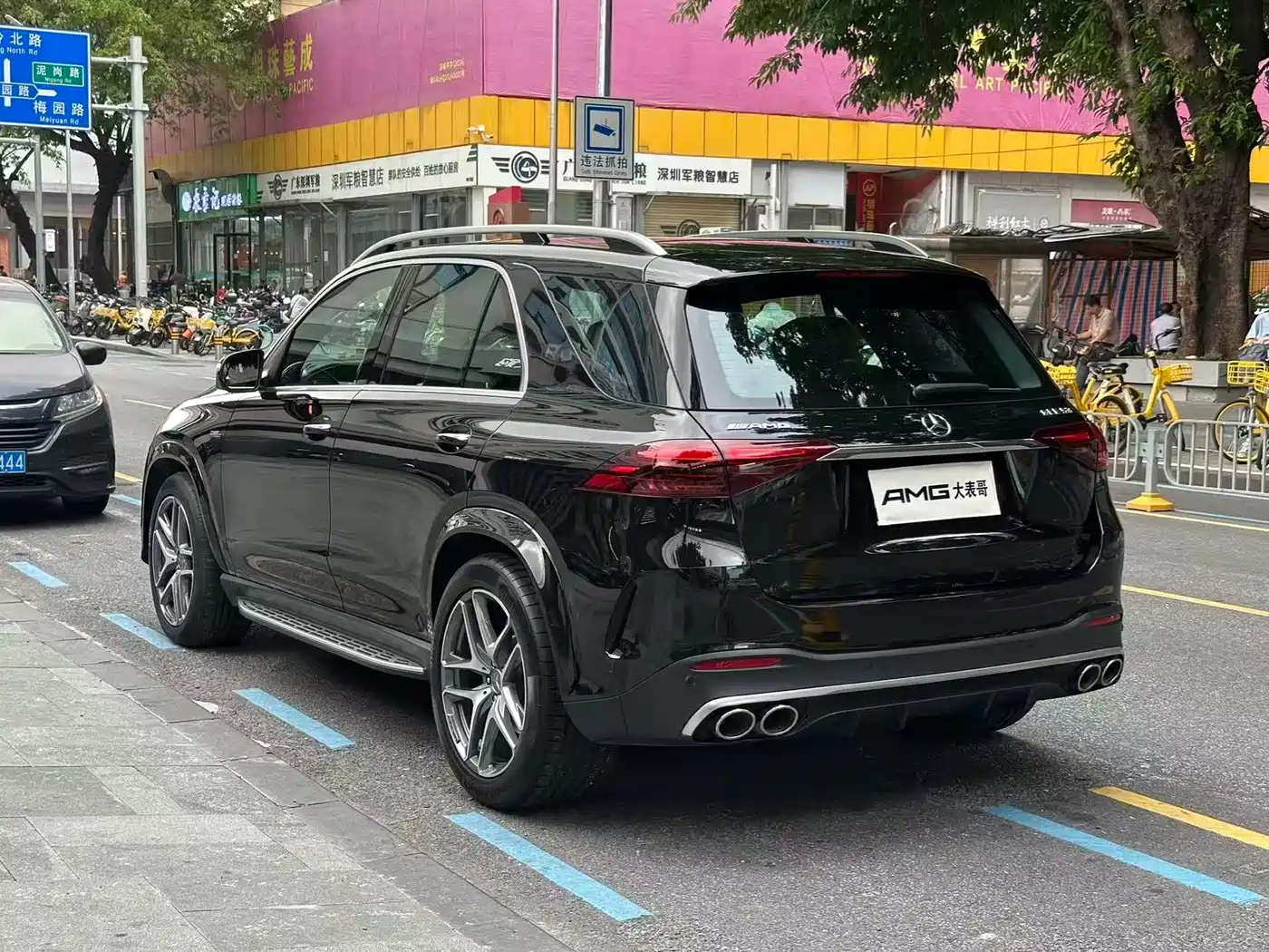 Mercedes-Benz GLE AMG 2024 AMG GLE 53 4MATIC+ фото 17