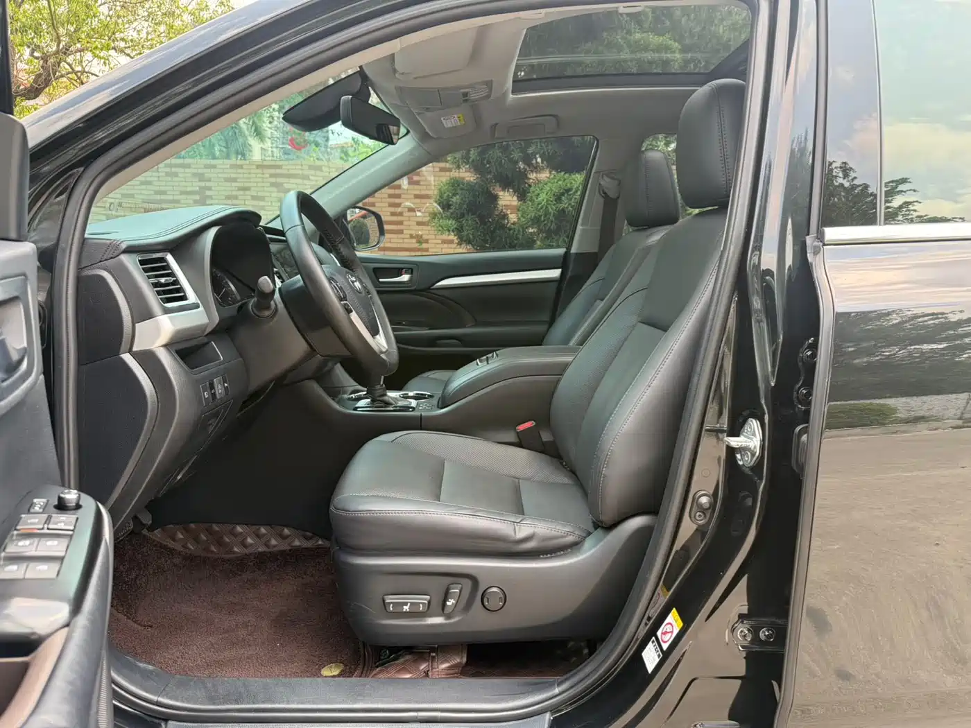 Toyota Highlander 2018 2.0T 4WD Luxury 7-seater China VI фото 11