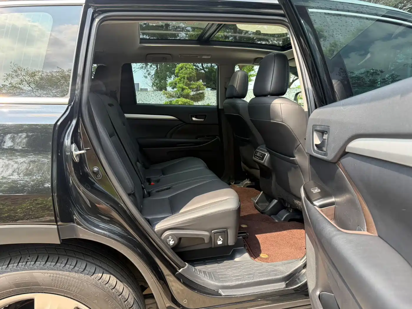 Toyota Highlander 2018 2.0T 4WD Luxury 7-seater China VI фото 25