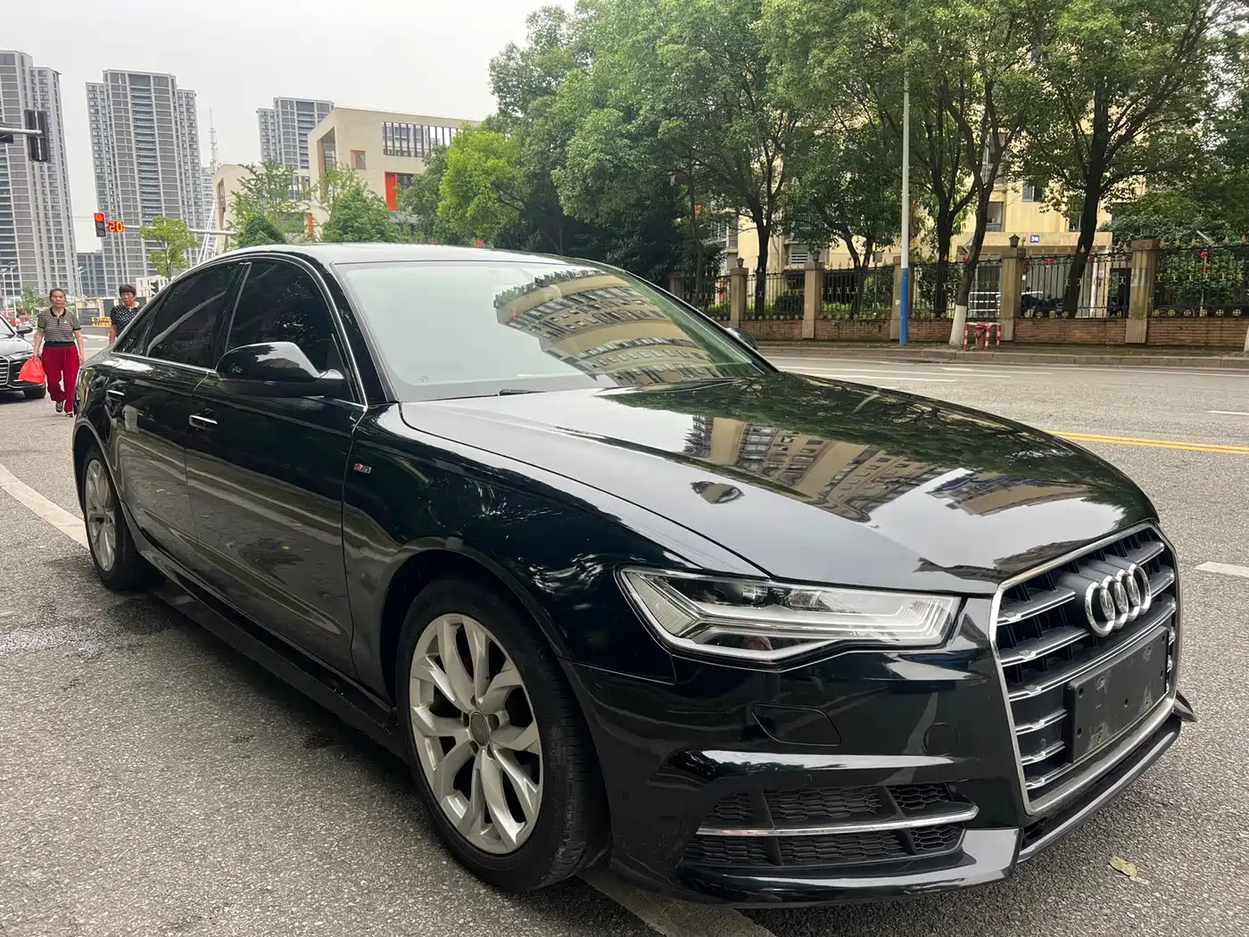 Audi A6L 2018 30th Anniversary 35 TFSI Fashion фото 3