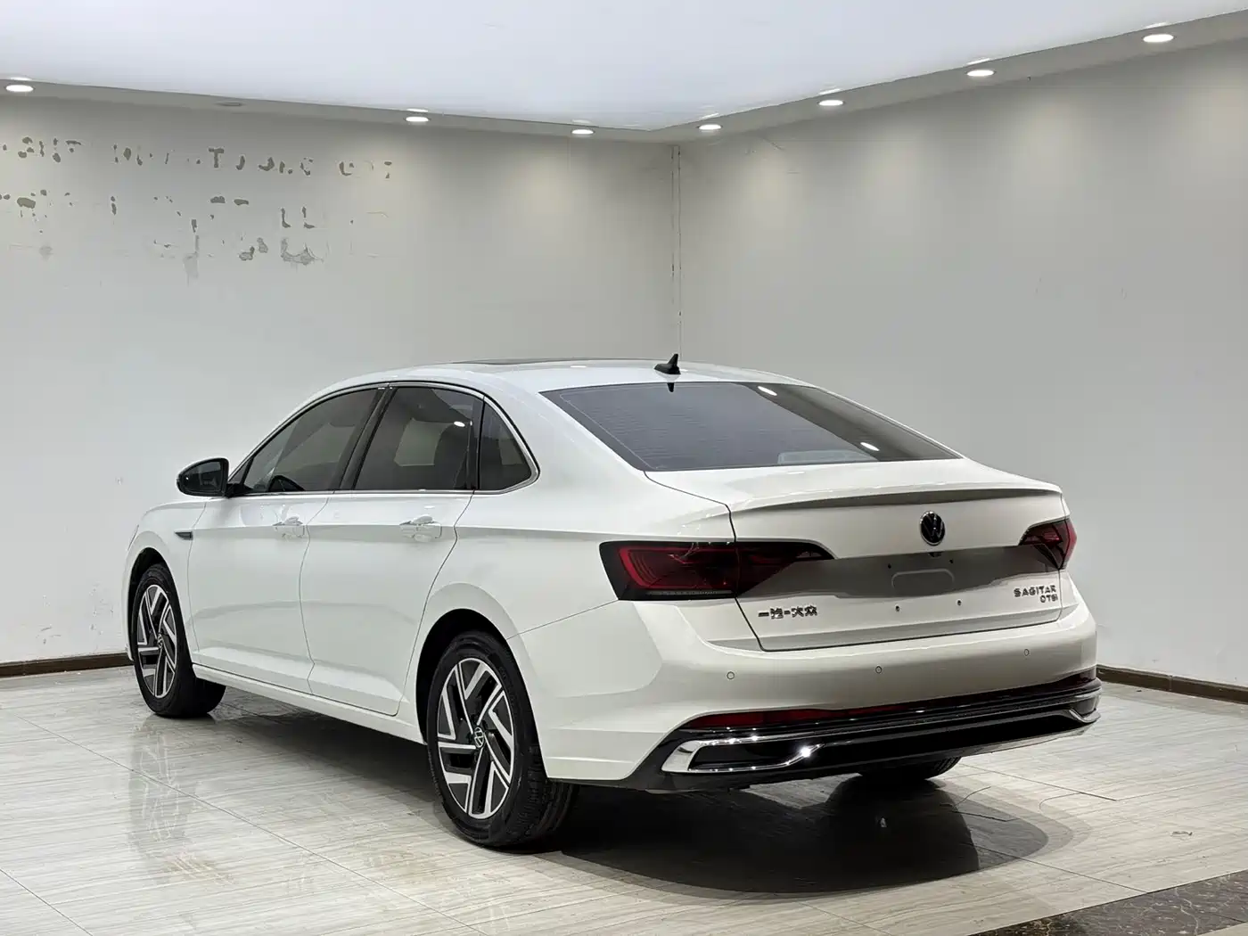 Volkswagen Sagitar 2023 280TSI DSG Excellence Plus Edition фото 8